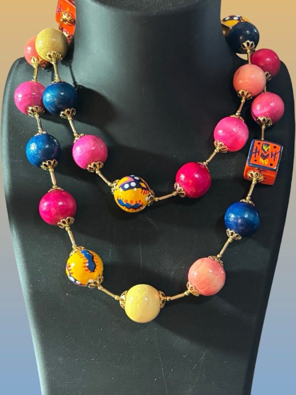 Hand-Painted Chunky Colorful Vibrant Beaded Necklace Vibrant Gold Accents - Picture 8 of 8